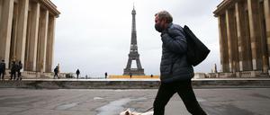 Frankreich ist besonders getroffen von der dritten Welle, die Corona-Maßnahmen sind wieder verschärft worden.