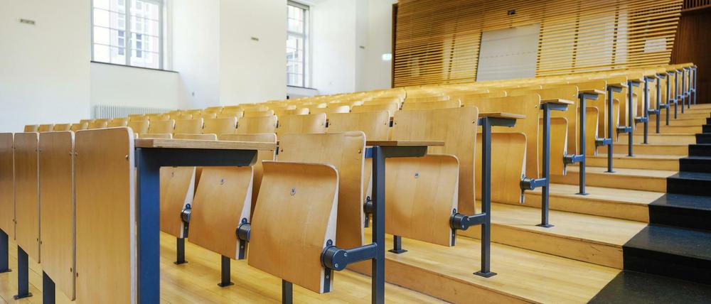 An der Hochschule allein gelassen - Rektorinnen mangelt es oft an der Unterstützung von männlichen Kollegen.