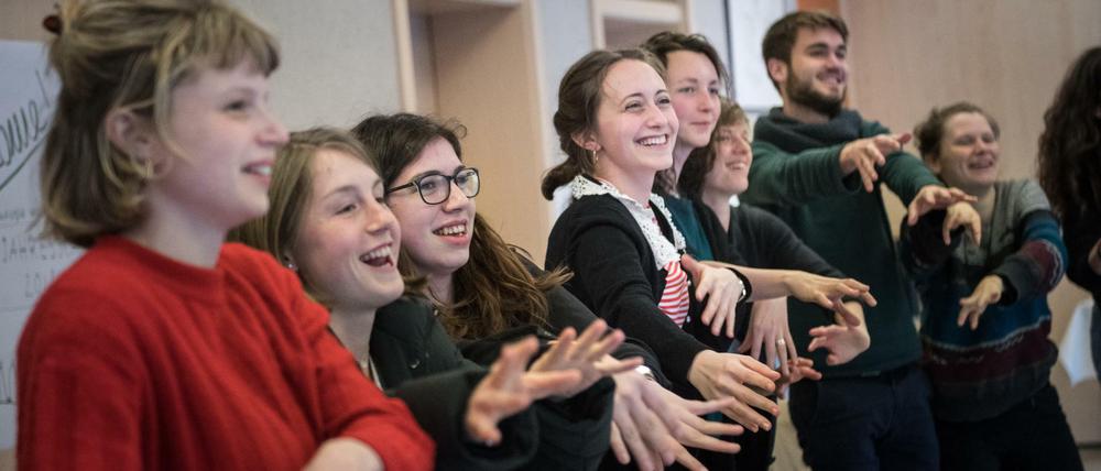 Vor der Pandemie trafen sich junge Leute zur Trainerschulung in Naunhof bei Leipzig.