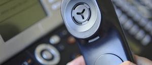 Schwierige Terminvergabe: Am Donnerstag gab es Probleme bei der Impfhotline.