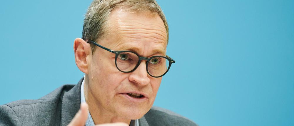 Zuletzt hat Michael Müller (SPD) deutlich auf die Kritik der Kanzlerin reagiert: "Länder-Bashing" sei nicht sinnvoll.