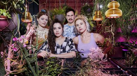 Am 26. März veröffentlichten ELDA ihre dritte EP "Golden Bowl".