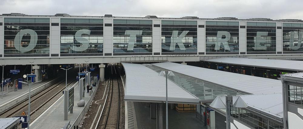 Endstation Ostkreuz. Eine Woche fahren keine Züge weiter nach Lichtenberg.