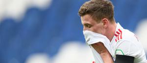 Hamburger Stimmungsbild. Moritz Heyer vom HSV und seine Reaktion nach dem 3:3 bei Hannover 96.