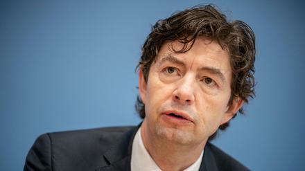 Der Berliner Virologe Christian Drosten mahnt, dass die Corona-Notbremse allein nicht ausreicht.