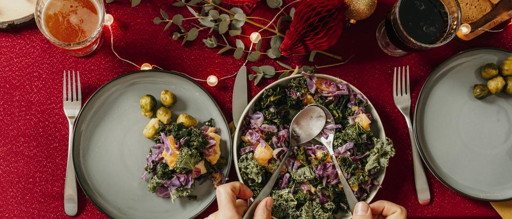 Ein schwedisches Smörgåsbord-Buffet oder ein dänischer Julefrokost bieten viele Optionen für alle. 