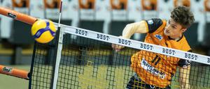 Immer wieder gelang es Cody Kessel in dieser Saison, den Ball auf spektakulärer Höhe ins gegnerische Feld zu schmettern.