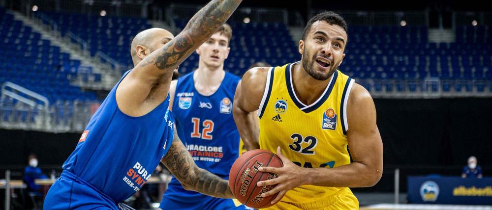 Johannes Thiemann hat sich mit Alba Berlin in der Euroleague viel Respekt erarbeitet.