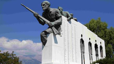 Mahnmal für die Opfer des Massakers mit 134 Toten in Karakolithos.