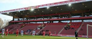 Die Haupttribüne im Stadion an der Alten Försterei. 