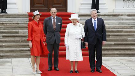 Queen Elisabeth II. und ihr Ehemann Prinz Philip 2015 auf Staatsbesuch in Berlin.