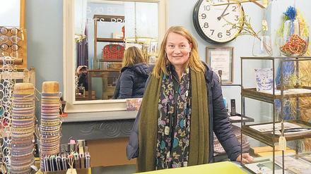 Standhaft. Dorothea Breer von "Bramigk &amp; Breer Interior Design" kämpft sich durch die Corona-Regeln.