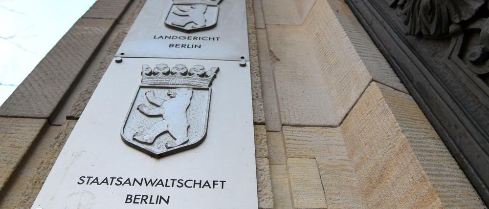 Der Industriemechaniker flüchtete nach dem Unfall - jetzt muss er sich vor dem Landgericht verantworten.