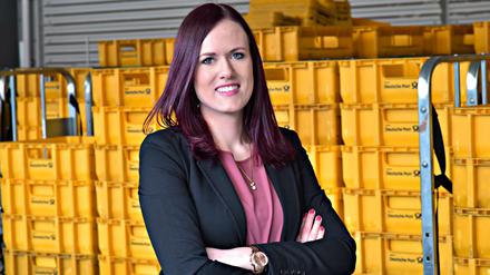 Organisationstalent. Sarah Diesing, 30, leitet die Briefzentren Tempelhof und Schönefeld der Deutschen Post/DHL.