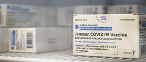 Dass die geplanten Impfstoff-Lieferungen von Johnson &amp; Johnson in der EU ankommen, ist mehr als fraglich.