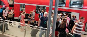 2030 sollen doppelt so viele Menschen den Nahverkehr nutzen.