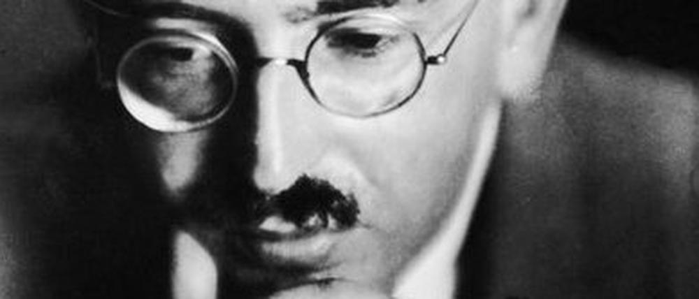 Porträtfoto des Philosophen Walter Benjamin.