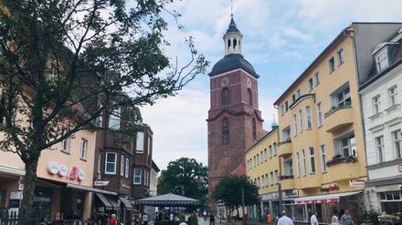 Mitten im Zentrum von Berlin-Spandau: die Kirche St. Nikolai in der Altstadt.