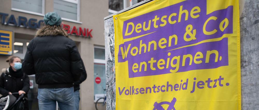 Immobilienunternehmen mit mehr als 3000 Wohnungen sollen „vergesellschaftet“, also gegen eine Entschädigung per Landesgesetz enteignet werden.
