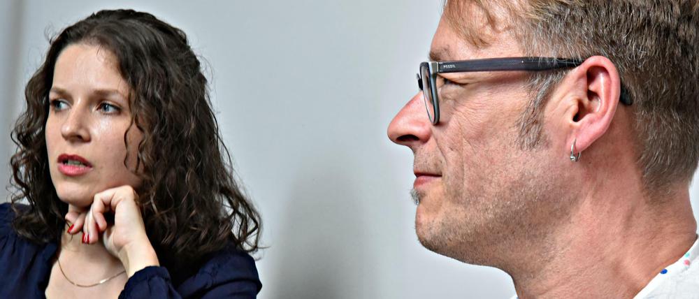 Die Fraktionsvorsitzenden der Berliner Linken: Anne Helm und Carsten Schatz. 