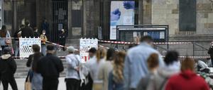 Schlange vor einem Schnelltestzentrum am Kurfürstendamm.