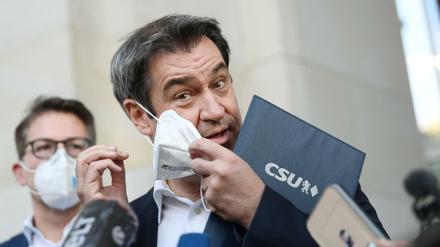 CSU-Chef Markus Söder legt die Maske ab