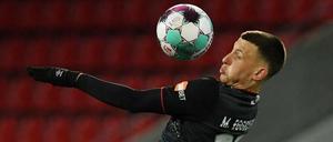 Maximilian Eggestein muss sich entscheiden: Ball oder Studium?