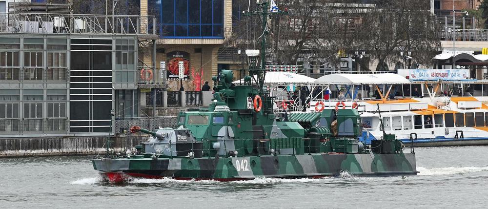 Russland und die USA verlegen Kriegsschiffe ins Schwarze Mee. Hier ein russisches Kanonenboot der Kaspischen Flotte.