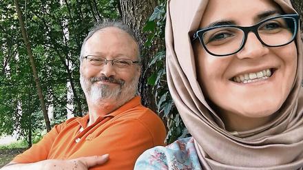 Jamal Khashoggi und seine Partnerin Hatice Cengiz, die ebenfalls als Journalistin arbeitet.