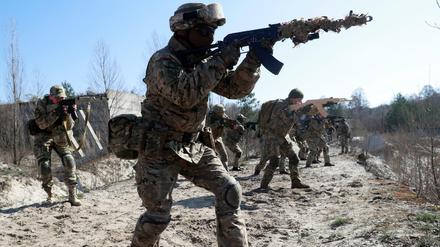 Russland wirft den USA und weiteren Nato-Staaten vor, den Streit mit der Ukraine durch Waffenlieferungen zu eskalieren.