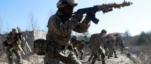 Russland wirft den USA und weiteren Nato-Staaten vor, den Streit mit der Ukraine durch Waffenlieferungen zu eskalieren.