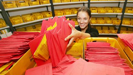 Berlin braucht für den 26. September 14.000 Wahlhelfer mehr als sonst – hat aber keine Probleme bei der Rekrutierung.