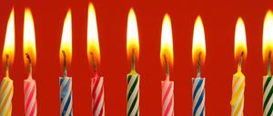 Konzentration auf die Kerzen. Geburtstagsanrufe sind ein paar Tage später auch noch willkommen. Foto: Fotolia