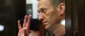 Der Zustand von Alexej Nawalny verschlechtert sich. Deshalb fordern russische Ärzte Zugang zu ihm.