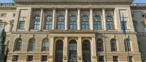 Bei der Aufstellung der Landesliste zur Berliner Abgeordnetenhaus habe es Manipulationsversuche gegeben, kritisieren die Mitglieder.