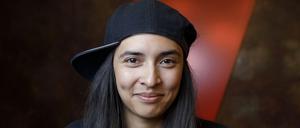 Diana Kinnert (30) beschreibt in ihrem neuen Buch “Die neue Einsamkeit” ein Phänomen junger Generationen. 