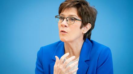 Verteidigungsministerin Annegret Kramp-Karrenbauer (CDU) strebt mit Paris eine einvernehmliche Lösung an.