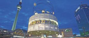 Nach der bundesweiten Notbremse greift ab einer Inzidenz von 100 Neuinfektionen pro 100.000 Einwohner eine Ausgangssperre von 22 Uhr bis 5 Uhr früh. Auf Bus, Bahn und Tram soll das keine Auswirkungen haben – denn der Nahverkehr ist für viele der einzige Weg, um zur Arbeit zu kommen.