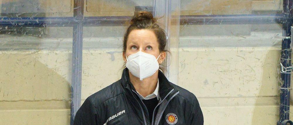 Bundestrainerin Franziska Busch kann es kaum fassen, dass die WM abgesagt wurde.