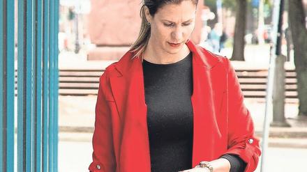 Schuld war die Bahn? Man sollte einen guten Grund haben, wenn man nicht rechtzeitig erscheint - und die Verspätung telefonisch ankündigen. 