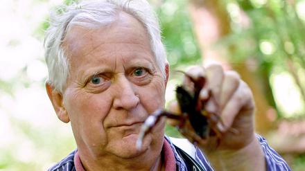 Nach der Bekämpfung der Krebsplage im Tiergarten kümmert sich Fischer Klaus Hidde jetzt um zwei Badeseen.