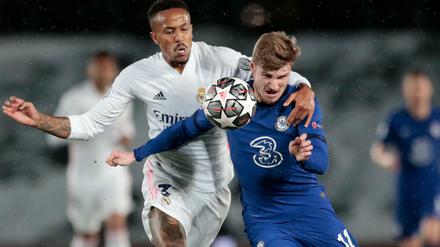 Für den deutschen Nationalstürmer Timo Werner (rechts) war es ein unangenehmer Abend in Madrid. Mit dem Ergebnis dürfte er besser leben können als mit seiner Leistung.