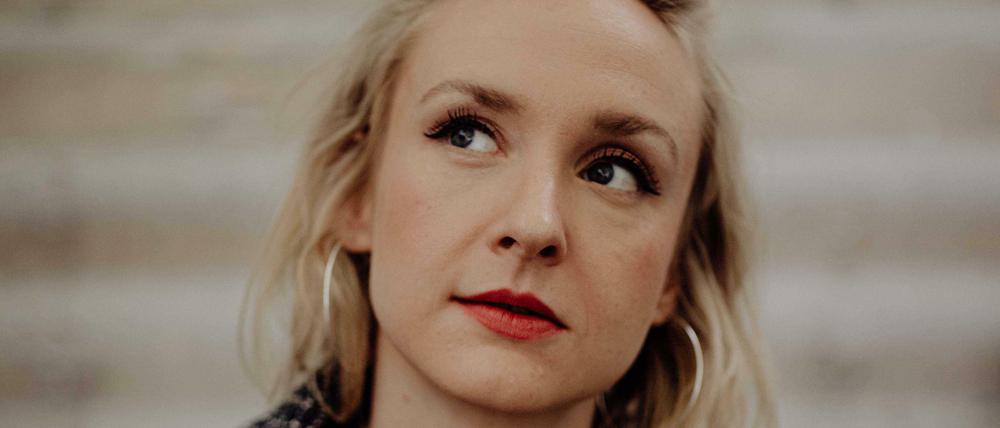 Im April brachte Leslio Clio ihre neue Single "Millionaire" heraus.