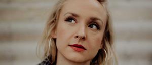 Im April brachte Leslio Clio ihre neue Single "Millionaire" heraus.