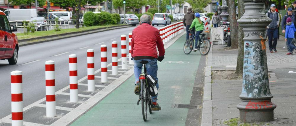 Viele der in Berlin neu entstandenen Radwege sollen dauerhaft bestehen bleiben. 