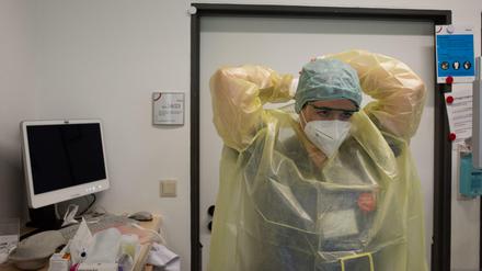 Ohne ihren Einsatz wären noch mehr Menschen am Coronavirus gestorben. 80.000 konnte auch intensivmedizinische Betreuung nicht retten.