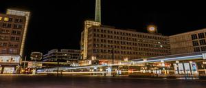 Ein leerer Alexanderplatz.