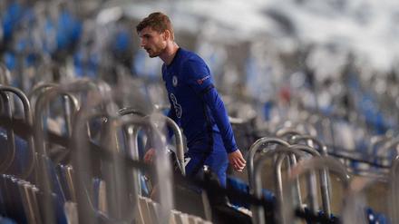 Nach seinem frühen Fehlschuss wollte Timo Werner gegen Real Madrid nicht mehr viel gelingen. Die Folge: Chelseas Trainer Thomas Tuchel holte ihn schon früh vom Feld.