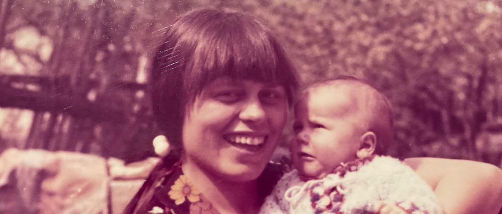Ursula Mangler und Mandy 1977 in der DDR.