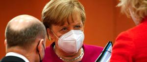 Bundeskanzlerin Angela Merkel nimmt an einem Videokonferenztreffen mit Chinas Ministerpräsident Li Keqiang teil.